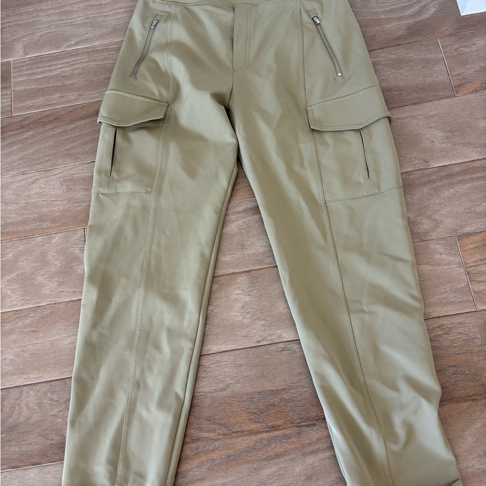 Athleta Women's Olive Cargo Joggers